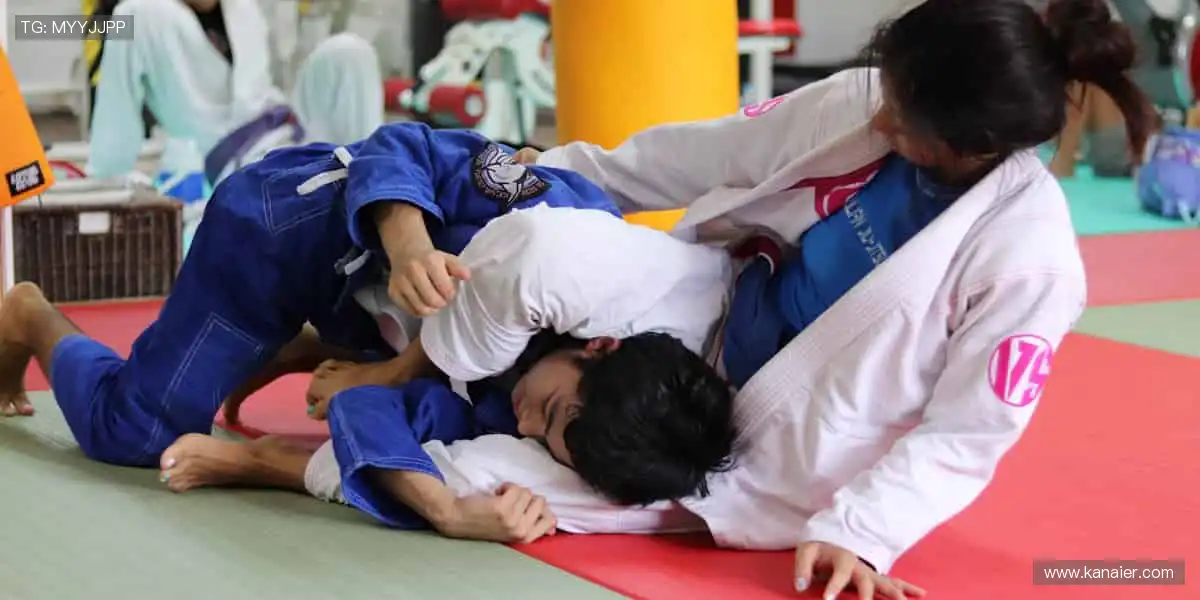 🎁限量周边，把热爱穿在身上！🎾